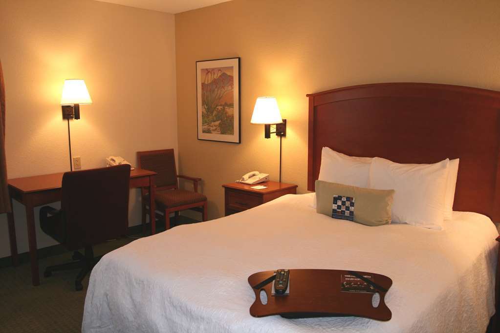 Hyatt Place Tucson Central Quarto foto